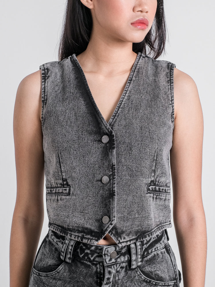ROMAN DENIM VEST